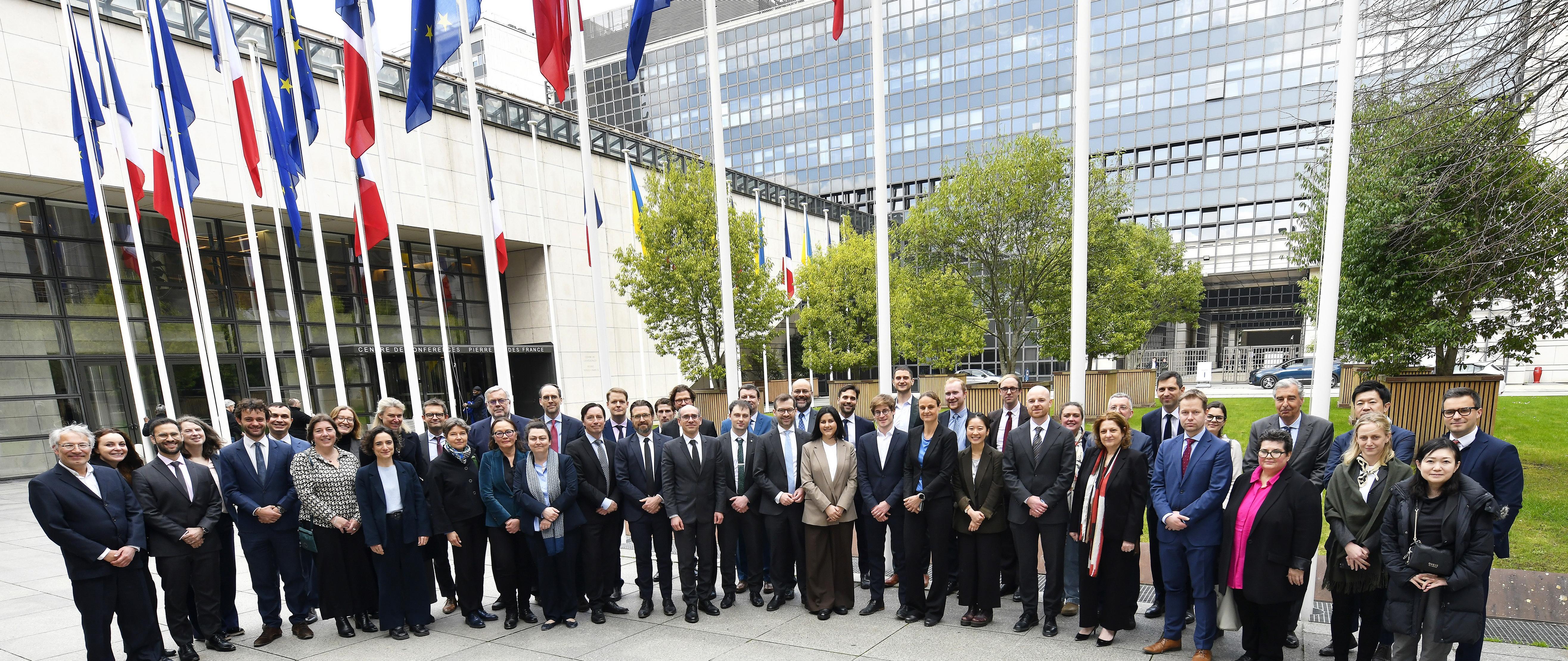 photo de la réunion annuelle du Club de Paris avec les créanciers du secteur privé